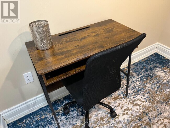 Photo du bâtiment - 3968 St Peter Ave