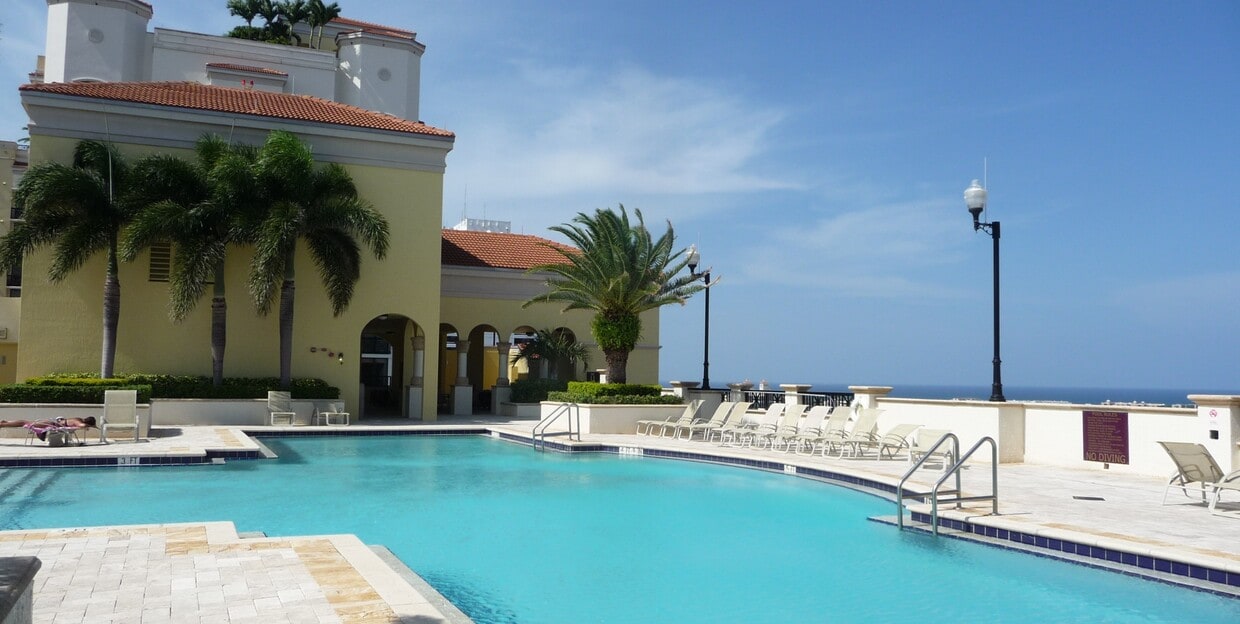 Foto principal - 801 S Olive Ave