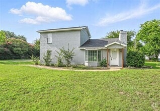 Building Photo - 3517 Sparks Ln
