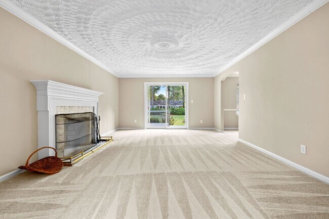 Building Photo - 5BR Home In Thoroughgood! For Rent through...