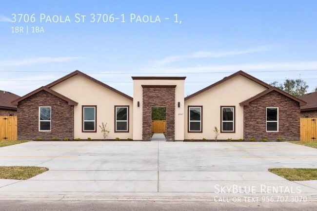 Building Photo - 3706 Paola St