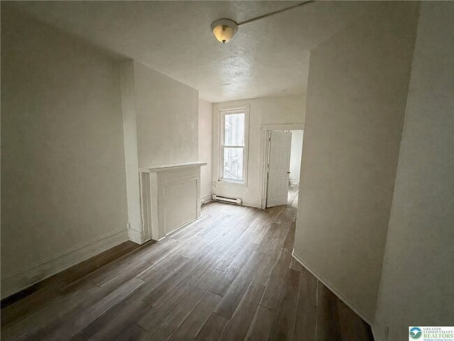 Building Photo - 518 Tilghman St