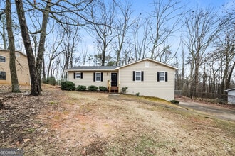 Building Photo - 5885 S Quail Dr