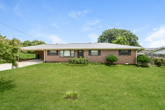 Primary Photo - Brick Home in Pleasant Grove, AL