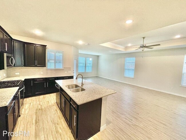 Building Photo - 4 br, 2 bath House - 2409 Rooster Ln
