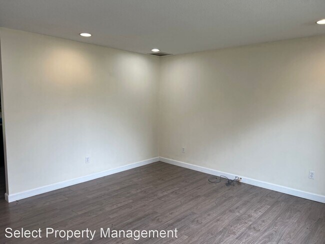 Building Photo - 3 br, 1 bath House - 4130 Westbury Drive