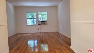 Building Photo - 11202 Camarillo St