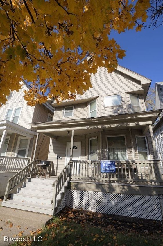 Primary Photo - 5 br, 2 bath Apartment - 512 W. Mifflin St.