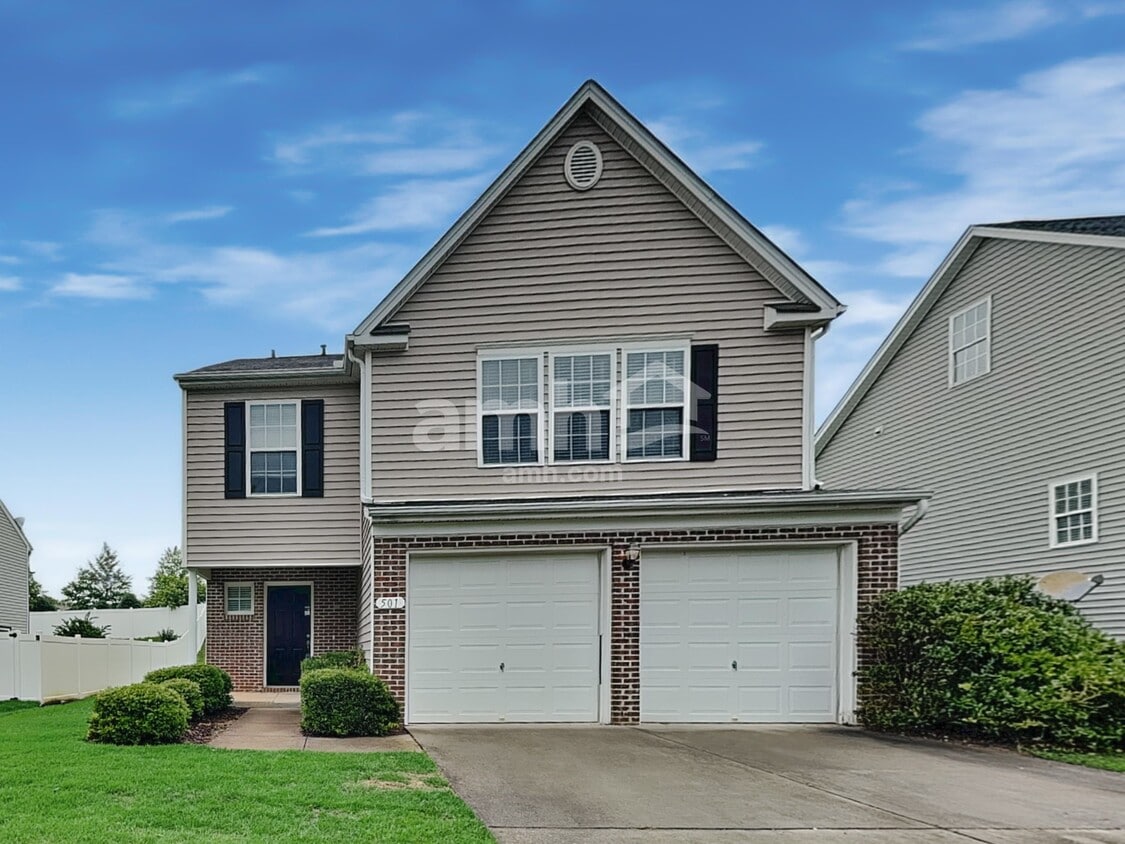 Foto principal - 501 Timber Meadow Lake Dr