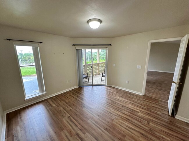 Building Photo - 4863 Via Palm Lakes
