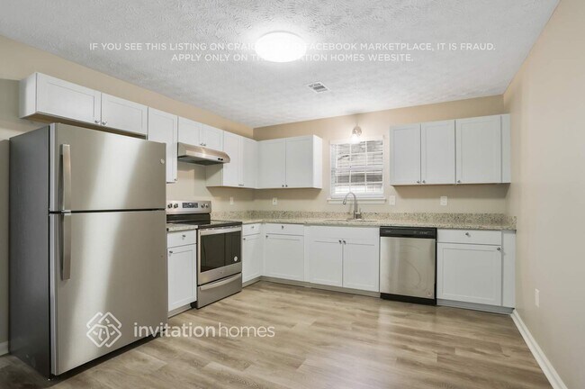 Foto del edificio - 8336 Ramblin Ct