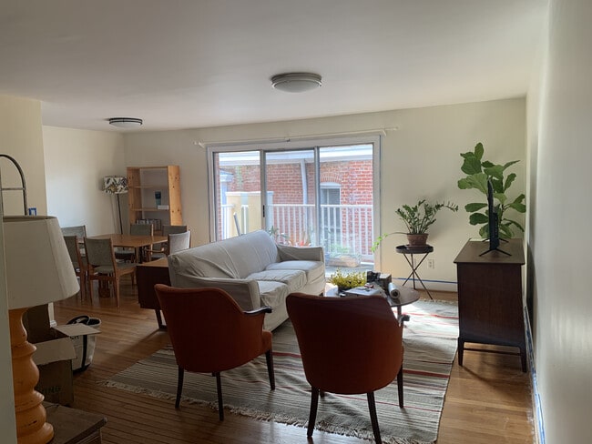 Building Photo - 2100 Grove Ave