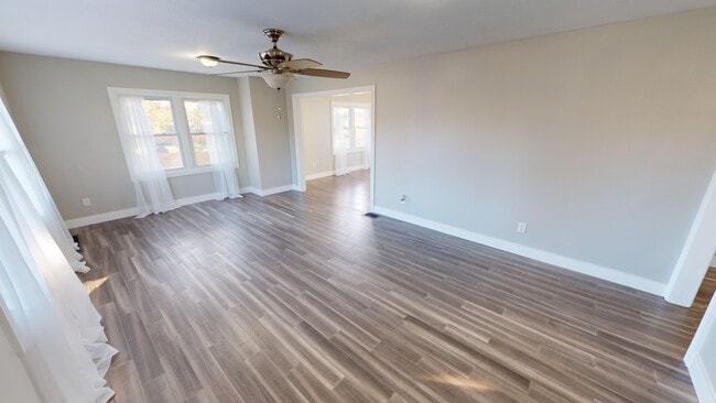 Building Photo - 818 Otter Creek Rd