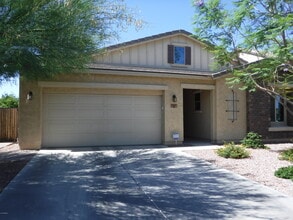 Building Photo - 3391 E Yellowstone Pl