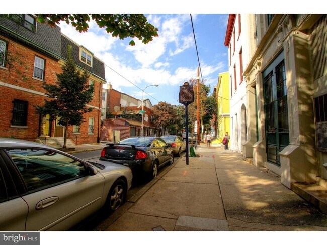 Foto del edificio - 413 S 11th St