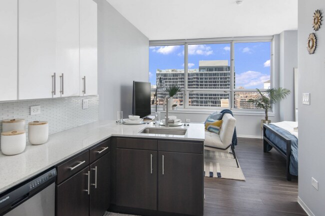 Foto del edificio - 730 W Adams St