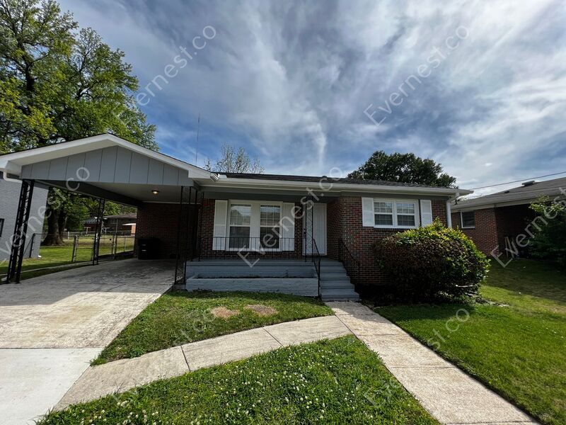 1521 Matt Leonard Dr SW, Birmingham, AL 35211 House Rental in