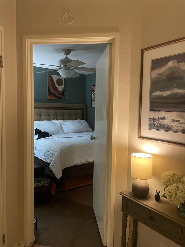 Foto del edificio - 1337 E Wyndham Cir