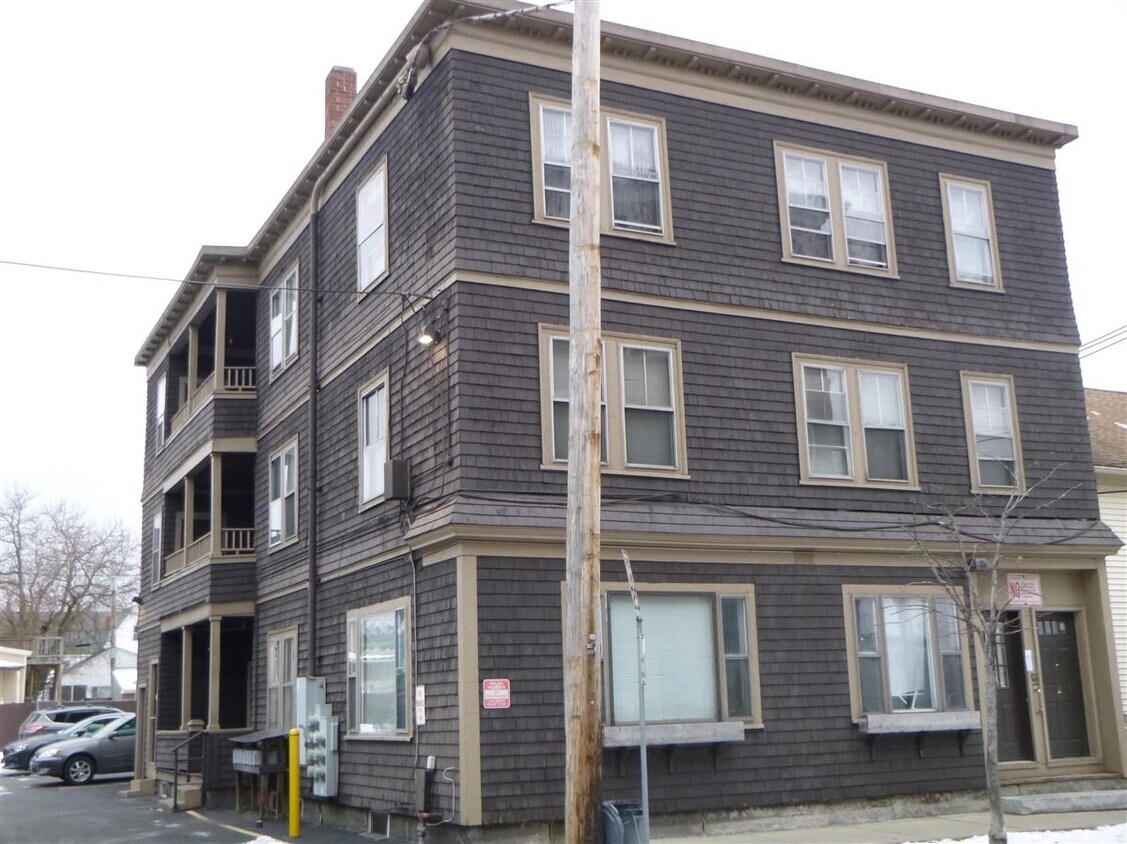 Primary Photo - 31-37 Chestnut St