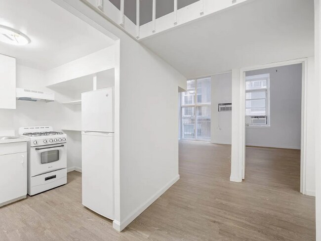 Building Photo - Modern & Convenient Apartment Near UNT – Prime Denton Location
