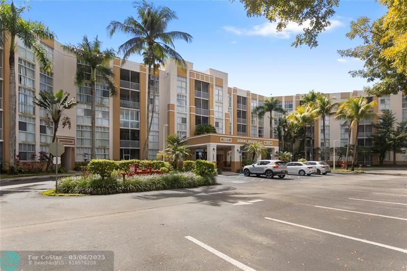 Primary Photo - 9805 NW 52nd St