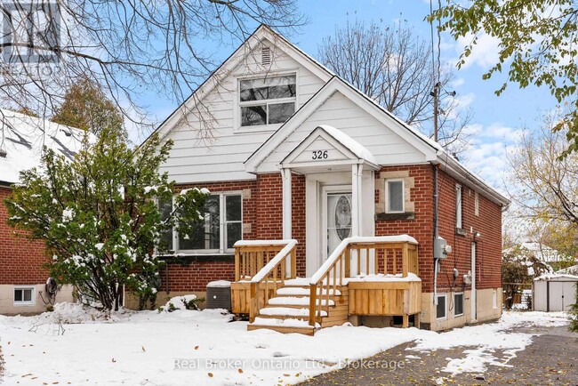 Building Photo - 326 E 19th St