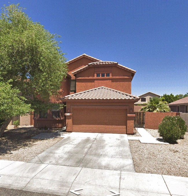 Building Photo - 16519 N 71st Ave