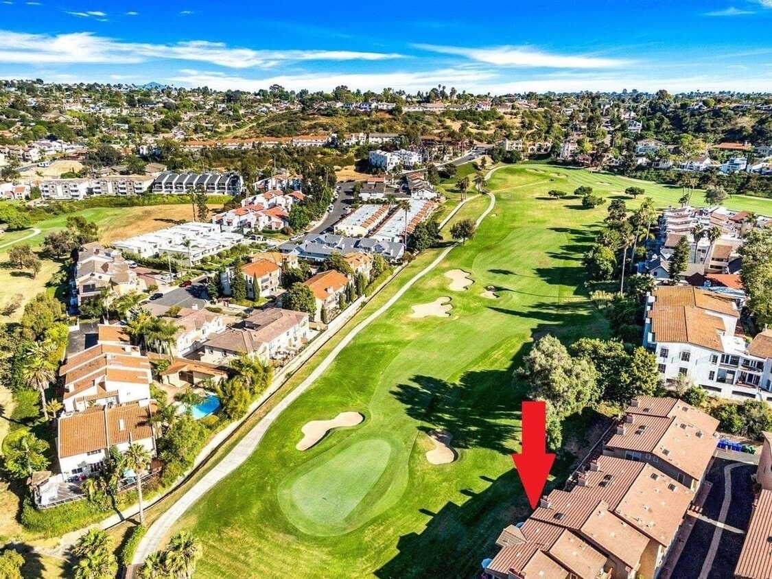 Primary Photo - Beautiful Townhome on The Legends Golf Cou...