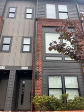 Building Photo - 2158 N Graham St