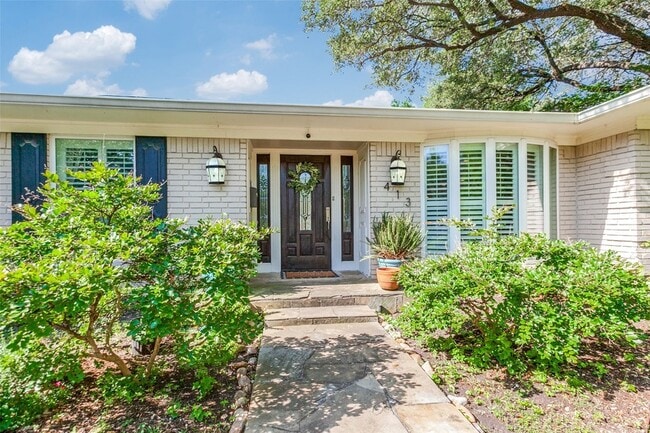 Building Photo - 413 Canyon Creek Dr