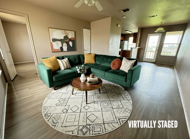 Foto del edificio - 5702 Greengate Dr