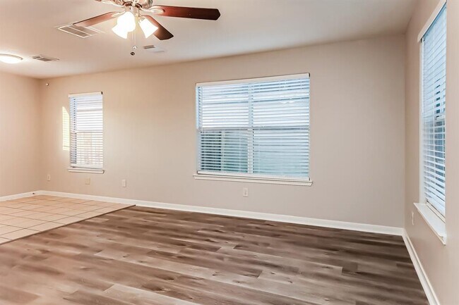 Foto del edificio - 4707 Arborvine Ct