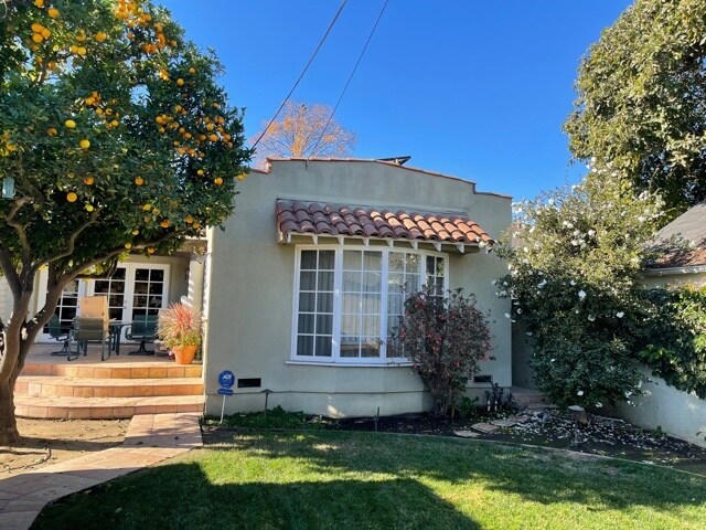 backyard - 2138 Greenfield Ave