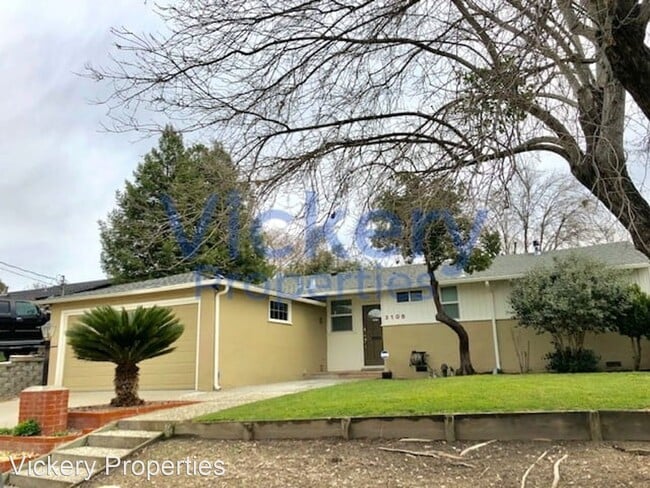 Building Photo - 3 br, 2 bath House - 3108 Meadowbrook Drive