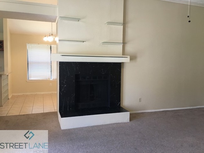 Building Photo - 312 Ironbark Drive, Arlington, TX 76018