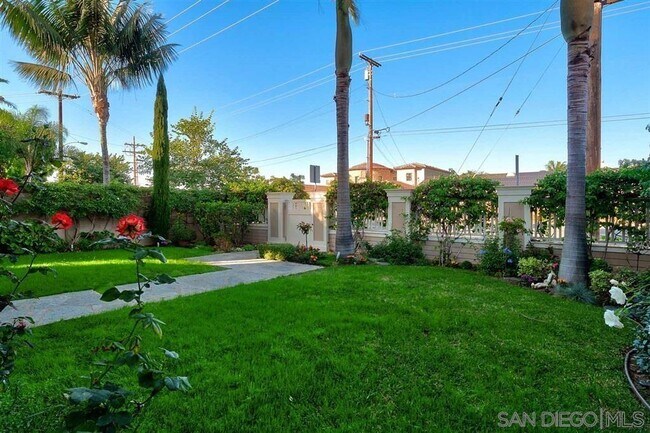 Building Photo - 310 1st St