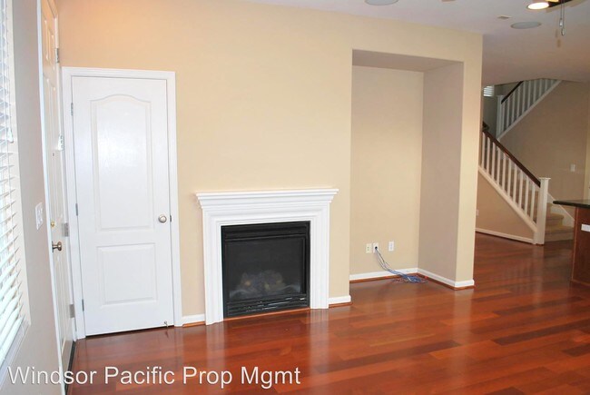 Building Photo - 410 Constantine Ct