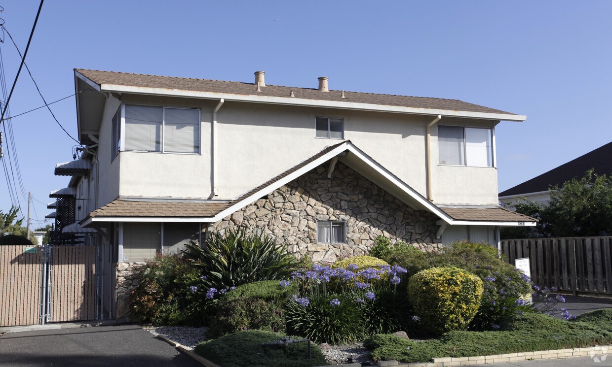 Foto del edificio - 1263 143rd Ave