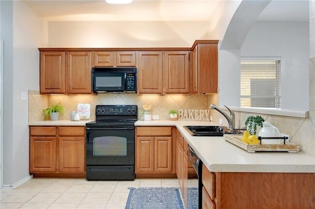 Foto del edificio - 212 Housefinch Loop
