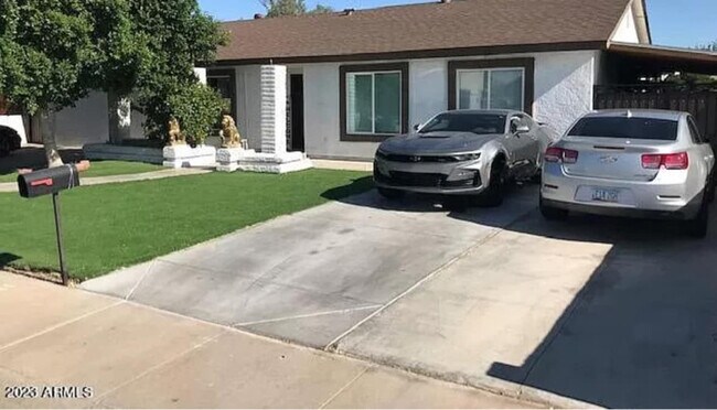 Foto del edificio - 4025 E St Charles Ave