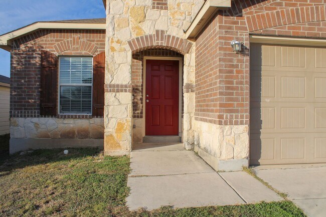 Foto del edificio - 3-BEDROOM IN BOERNE ISD