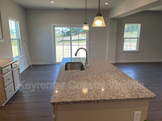 Building Photo - 105 Brentwood Cv