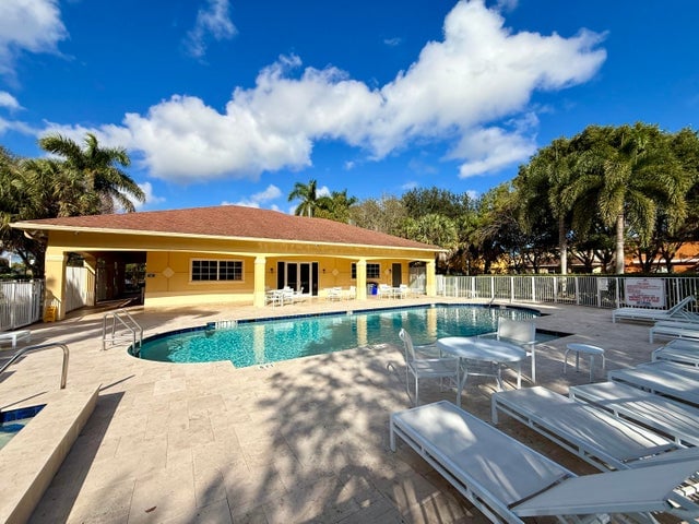 Building Photo - 888 Quartz Terrace