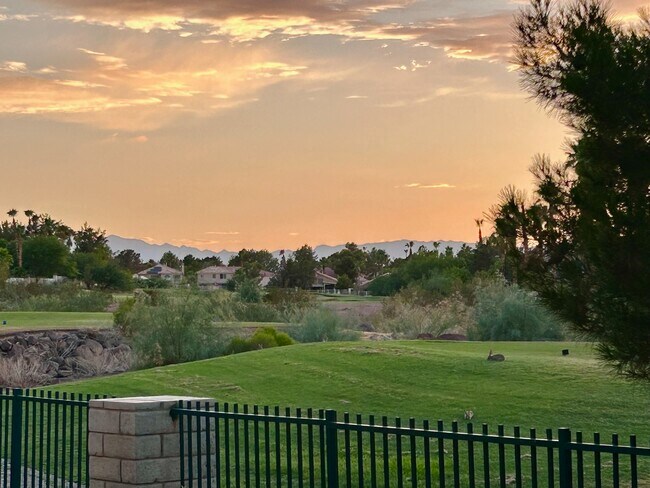 Vista desde la unidad - 2251 Wigwam Pky