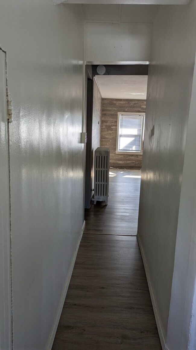 Foto del edificio - 205 N Normal St