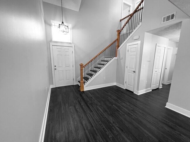 Building Photo - 1094 Somerset Springs Dr