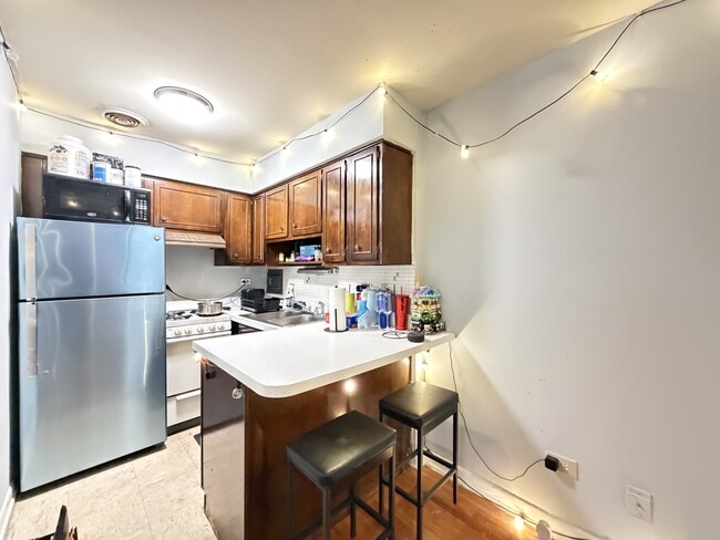 Building Photo - 2620 N Hampden Ct