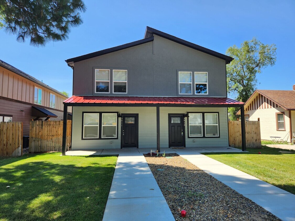 Primary Photo - Grover Townhouse