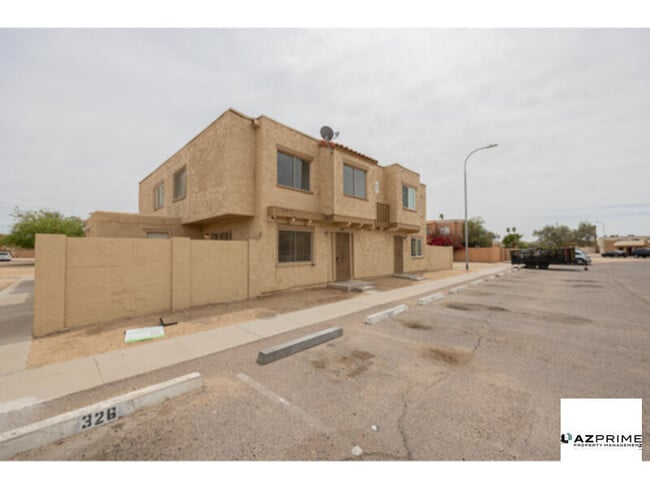 Building Photo - Upgrade Your Living Experience in This Stu...