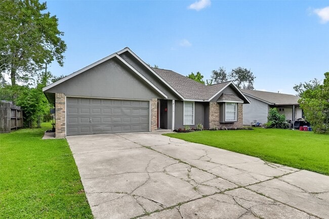 Building Photo - 7429 Elbridge Ln